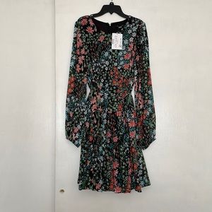 NWT Tommy Hilfiger black floral long-sleeved dress size 10